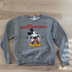 Waly DisneyWorld 1971 retro Mickey Mouse gray crewneck sweatshirt womens medium